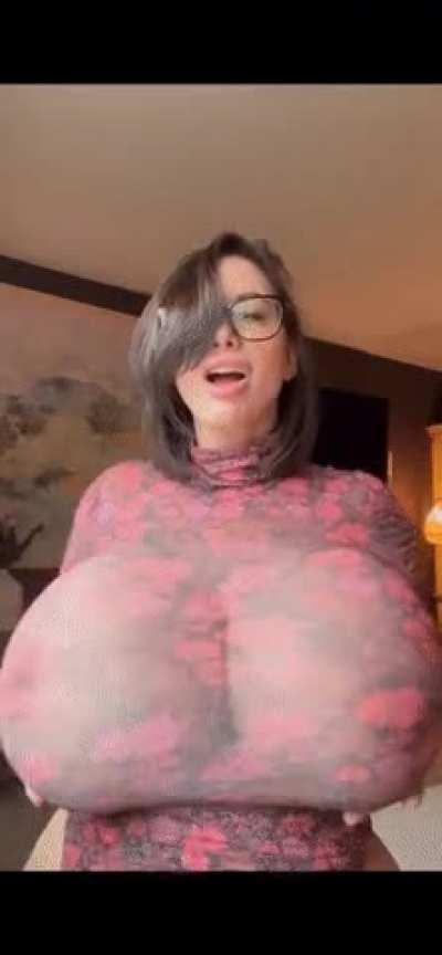 Are these real? If so does anyone know her name?