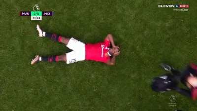 Camera man knew something