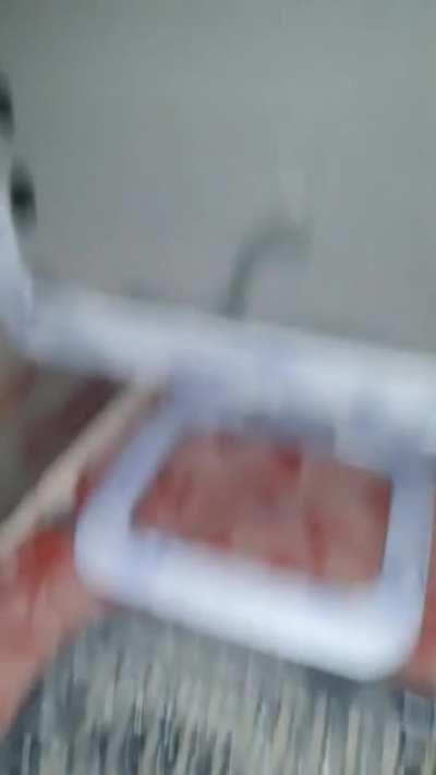 This is how to install a graphics card into you pc