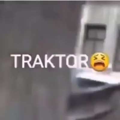 TRAKTOR😫