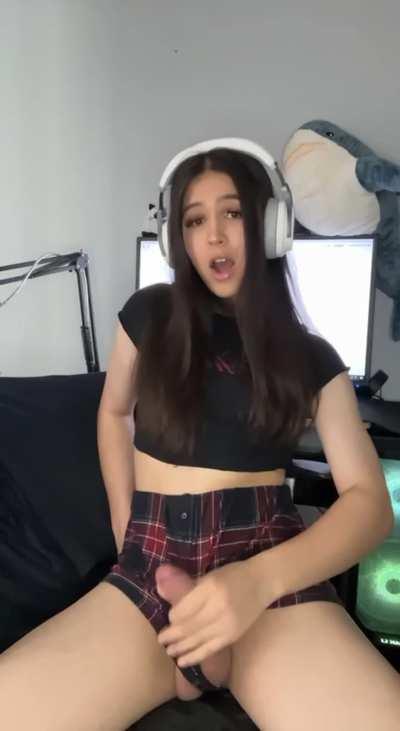 Can a transgirl born in 2005 make you hard? 🤗 18+ btw