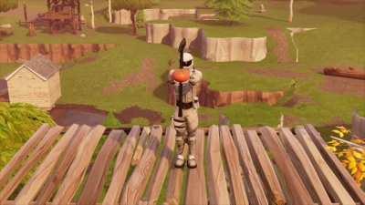 throwback to when pickaxes used to emote with anything