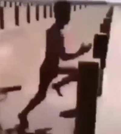 Titans: Jump ends halfway and they fall and snap their legs. Hunters: Three pathetic little jumps that they get wrong most of the time. Warlocks: