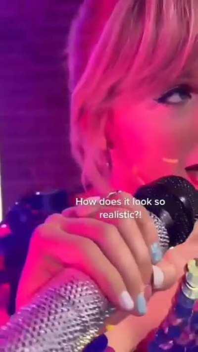 I open auction !!! How much would you pay to have this Taylor statue in your house ?