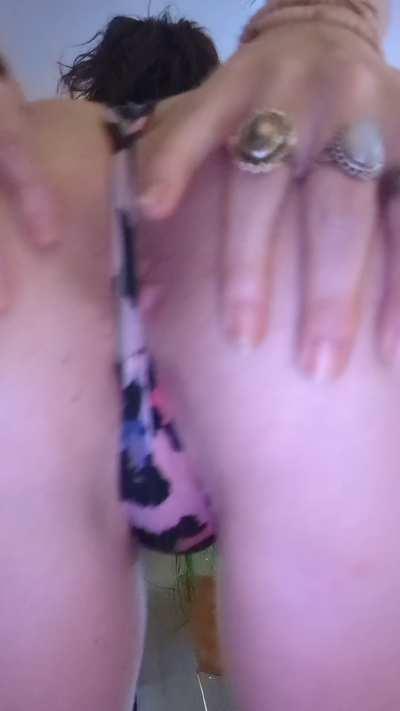 She just slaps different in reverse