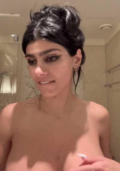 Mia Khalifa 