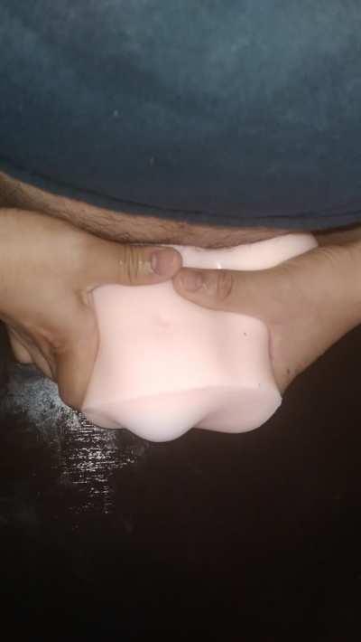 ONLY react if you'd let me cum on your mouth right after I stretch you out 😈