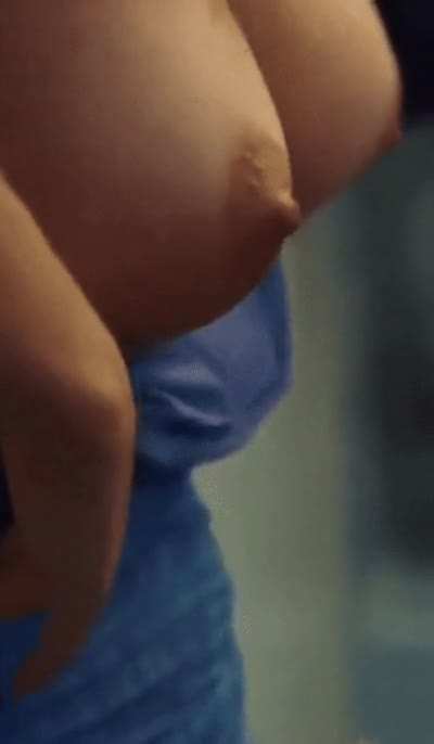 Sydney Sweeney close-up