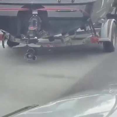 WCGW Leaving the outdrive down while towing