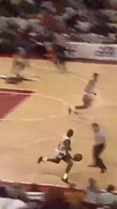 Murray turns into Jordan 👀