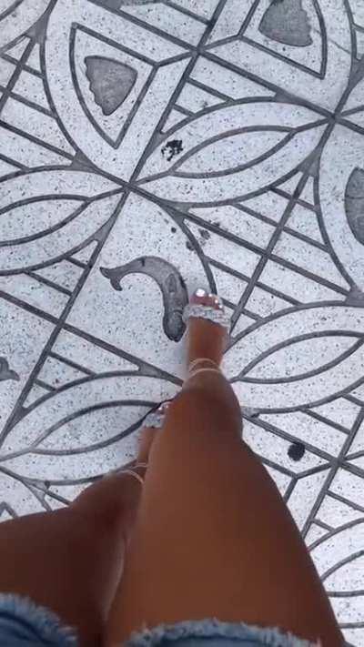 Tiktok feet