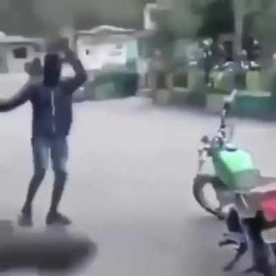 bangulol indo buscar a mayumi