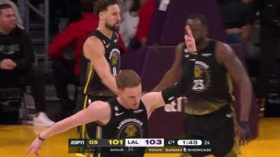 [Highlight] Klay swishes triple to cut lead down to 2 forcing LAL timeout