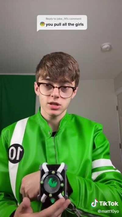 Absolute king chooses doing what he loves over girls