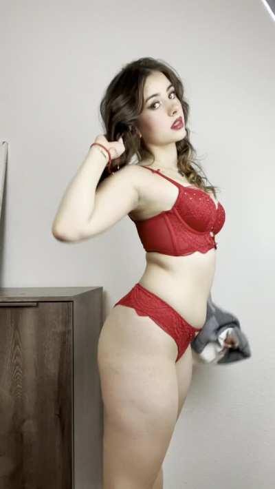 use me and my 18 y/o body as ever u want daddy - can i be ur fuckdoll?