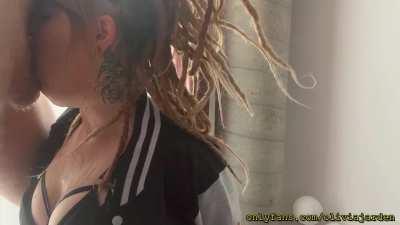 i need a new post, please throat fuck me in my pornhub jacket