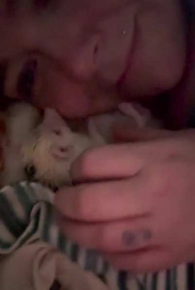 Chubby cheeks= Heating pads!