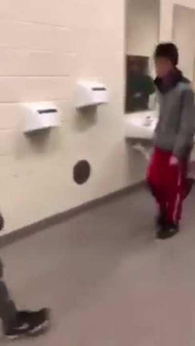 Whatup DEO comment on how yall think i did im the one in the red 🦾