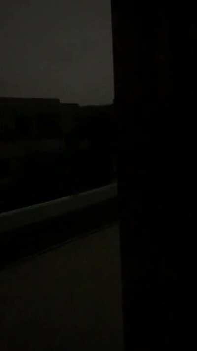 Bijili Aisay to naheen garaj tee? Lahore btw