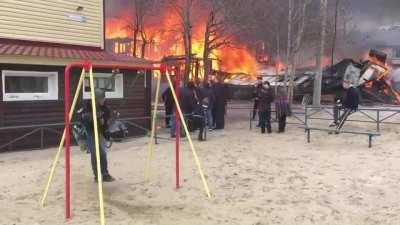 Explorers as the human civilization goes trough hell in the bubble