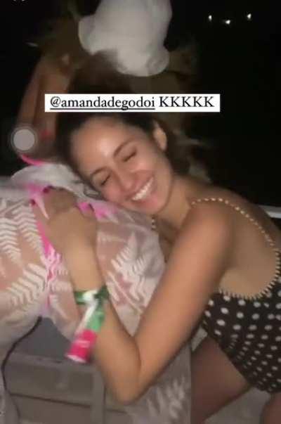 Viih Tube e Amanda Godoi