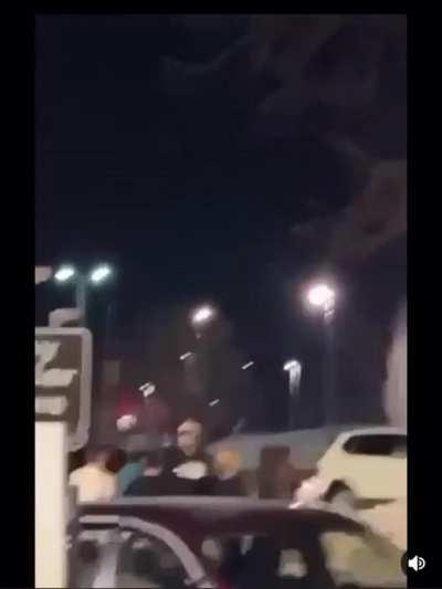 Dude responds to a sucker punch by blasting the assailant with 7 point blank gunshots