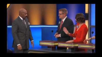 dinosaurs are not extinct