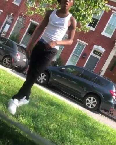 Lil Rodneys son done caught this nigga lacking again 😭😭