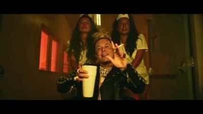 Elon Musk - Drug Addicts (AI Cover/Deepfake) Music Video