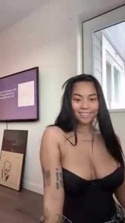 I want you this Christmas😈🤤