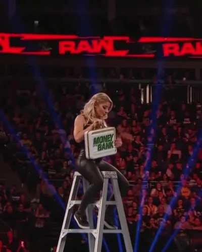 Alexa climbing the ladder & teasing a MITB win