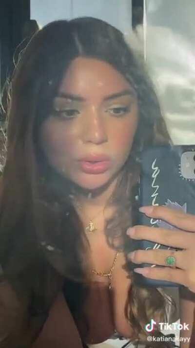 She couldn't resist the trend