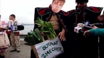 CU ACEASTA MELODIE AM PARTICIPAT ANUL ASTA LA EUROVISION, INSA CUCKII DE LA TVR NU M-AU TRECUT DE PRESELECTII!