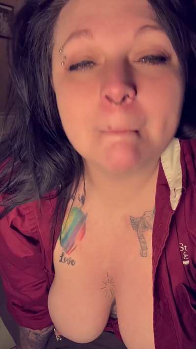 Jus taking his cream & swallowing it like the yummy dessert it is!