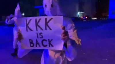 Иногда они возвращаются