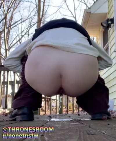 Feels so good to relieve myself where anyone could catch me