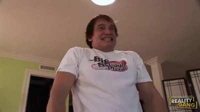 Gigi Rivera Orders A Pizza