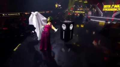 The Legendary Death Prophet Cosplay