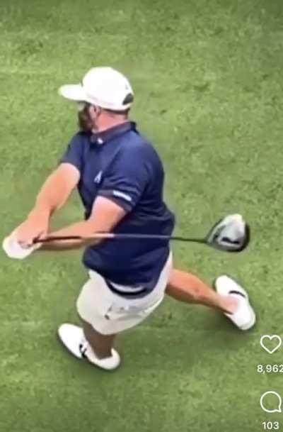 Awesome overhead view of DJâs swing ðª