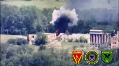 Ukraine’s 40th Separate Artillery Brigade strikes Russian armor in Kharkiv Oblast