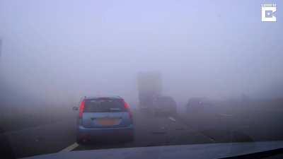 Not slowing down on fog results on impressive pile-up