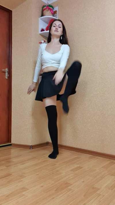 Fuck me like a college doll in this position