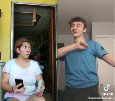 He about to get that chancla