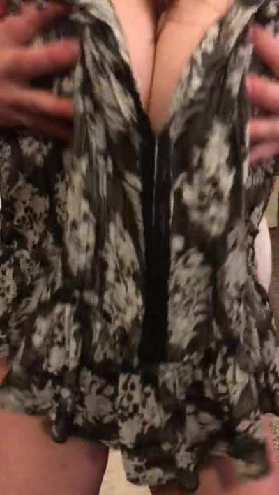 Redefining love bombs 😌