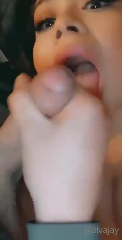 Good girl swallowing that load