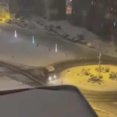 i hope hilow will have a winter special episode where they take the tacos drifting around in the snow