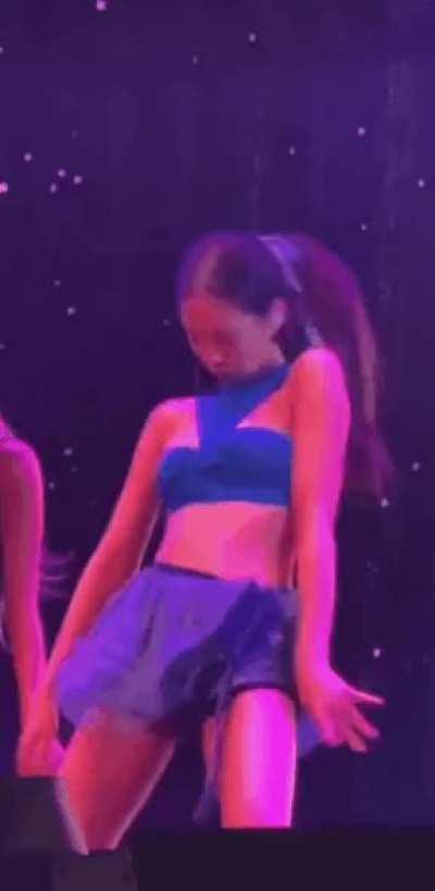 Love the way she moves 😍