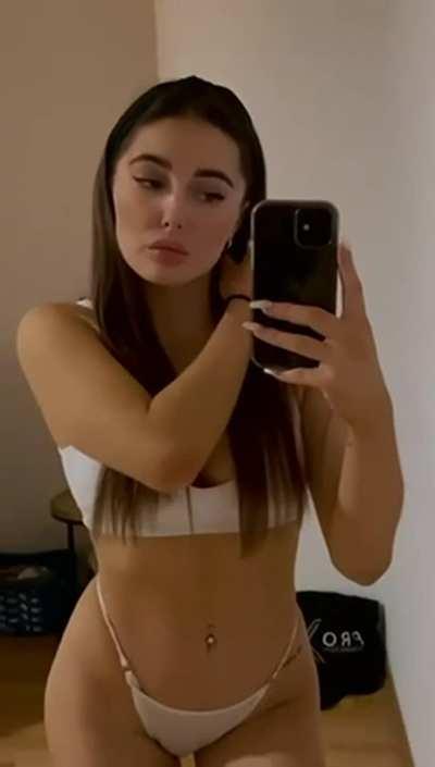 Smash or pass?🥺🥺 (OC) 18y german please be honest