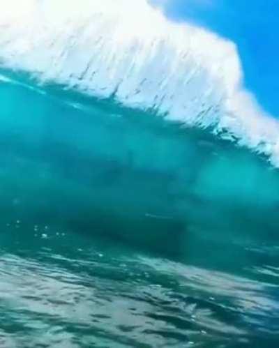 Pretty wave