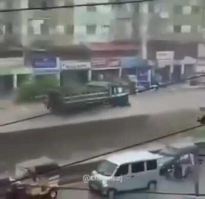 Paani Law of hydrodynamics ft. Bilawal Zardari